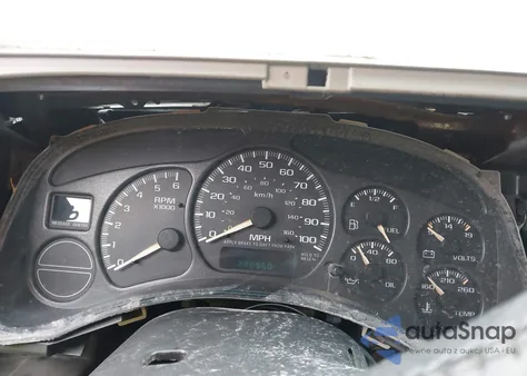 2002 Chevrolet Silverado 1500 Ls из США, поврежденный, VIN 2GCEK19VX21293126